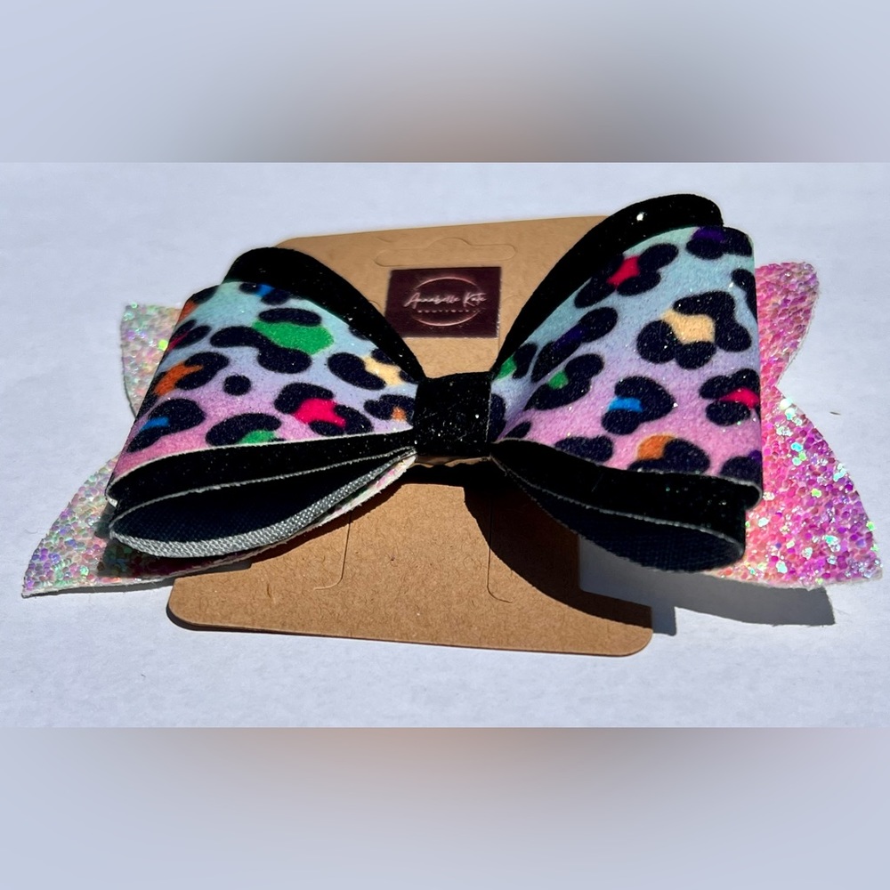 Boutique Custom Made Faux Leather Animal Print with Black Glitter Hair Bow - Picture 2 of 5
